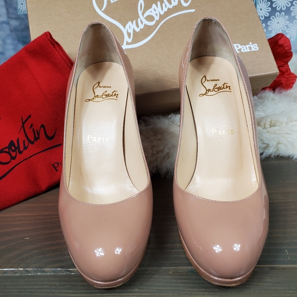 Louboutin Patent Leather 120 Pump - Picture 4 of 9